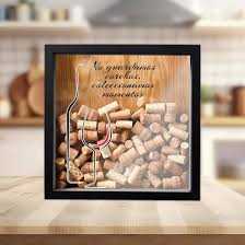 Guarda Tapones de Vino Personalizado: Reciclar Corchos de Botella con Estilo
