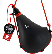 Bota de Vino de Piel de Cabra - Tradicional y Elegante