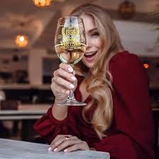 CROWNLY CRYSTAL® Personalizados Originales Cumpleaños para Mujeres del Vino