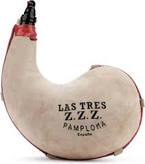 Bota de Vino Las Tres Z Z Z Clásica Curva - Elegancia y Funcionalidad