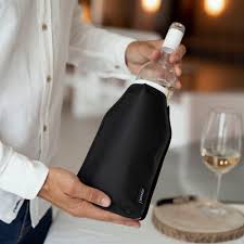 Funda Enfriadora VinAK: La Compañera Perfecta para Tu Vino