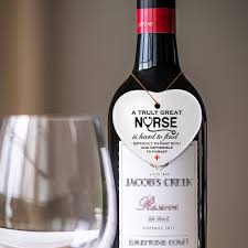 Vino La Enfermera - Un Brindis por su Jubilación