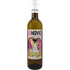Descubre el Novio Perfecto: Vino Blanco que Sorprende