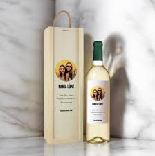 Botella Personalizada para el Novio Perfecto: Vino Blanco Ideal para Cumpleaños y San Valentín