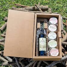 Lote Navidad Gourmet: El Regalo Perfecto de Conservas y Vino