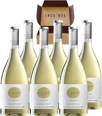 Vino Blanco Luar Godello: Un Tesoro de la Tierra Gallega