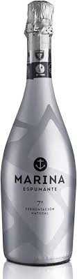 Marina Espumante: El Vino Espumoso Afrutado Semidulce Perfecto para Todas las Ocasiones