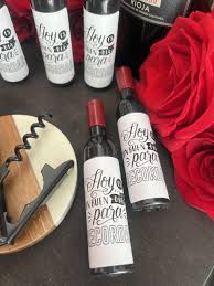 Uvimark Sacacorchos Magnéticos Personalizados para Comuniones