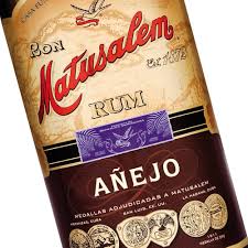 Matusalem Añejo Ron 700 Ml - La Fuerza Dominicana en tu Copa